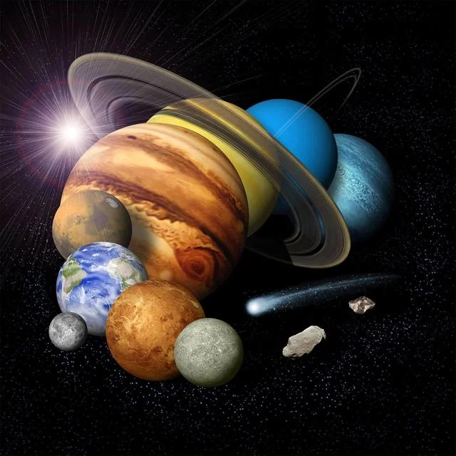 Montaje con los ocho planetas del sistema solar